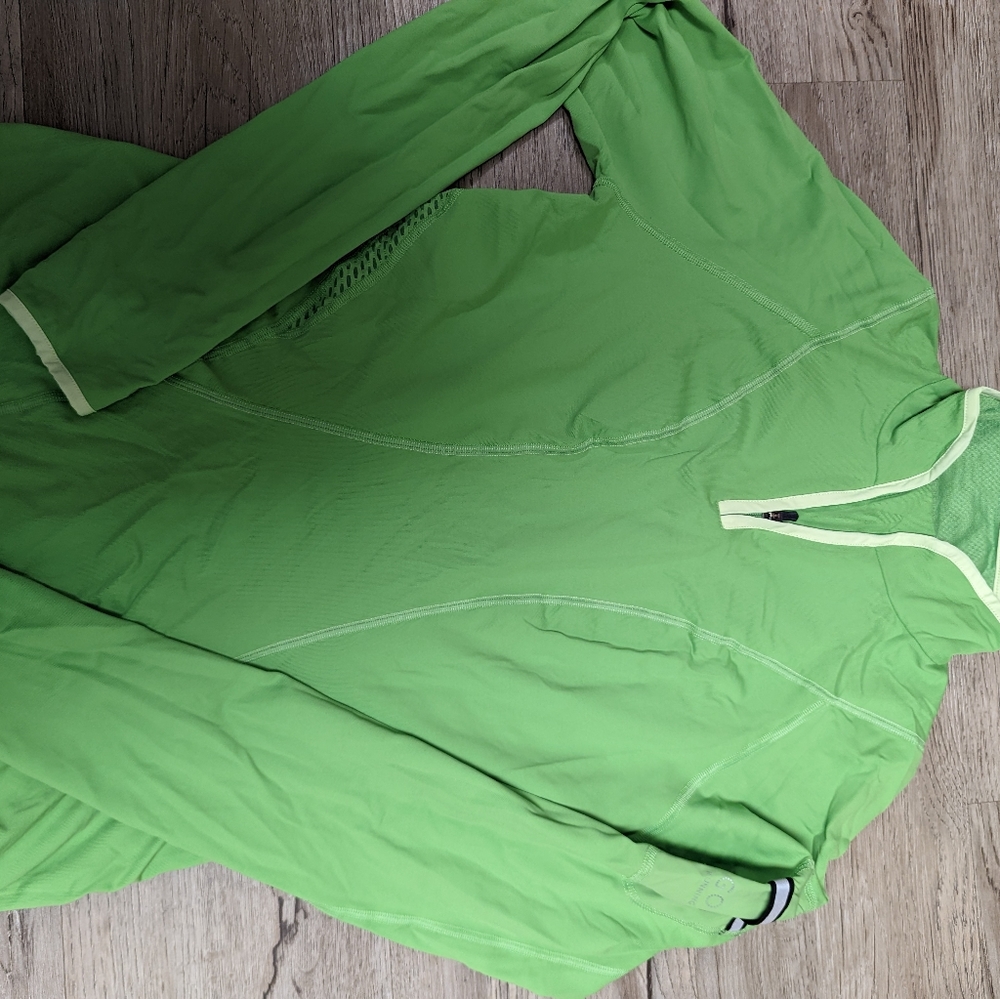 New, no tags, Gore Running, drifit long sleeve running top, gorgeous, sz m